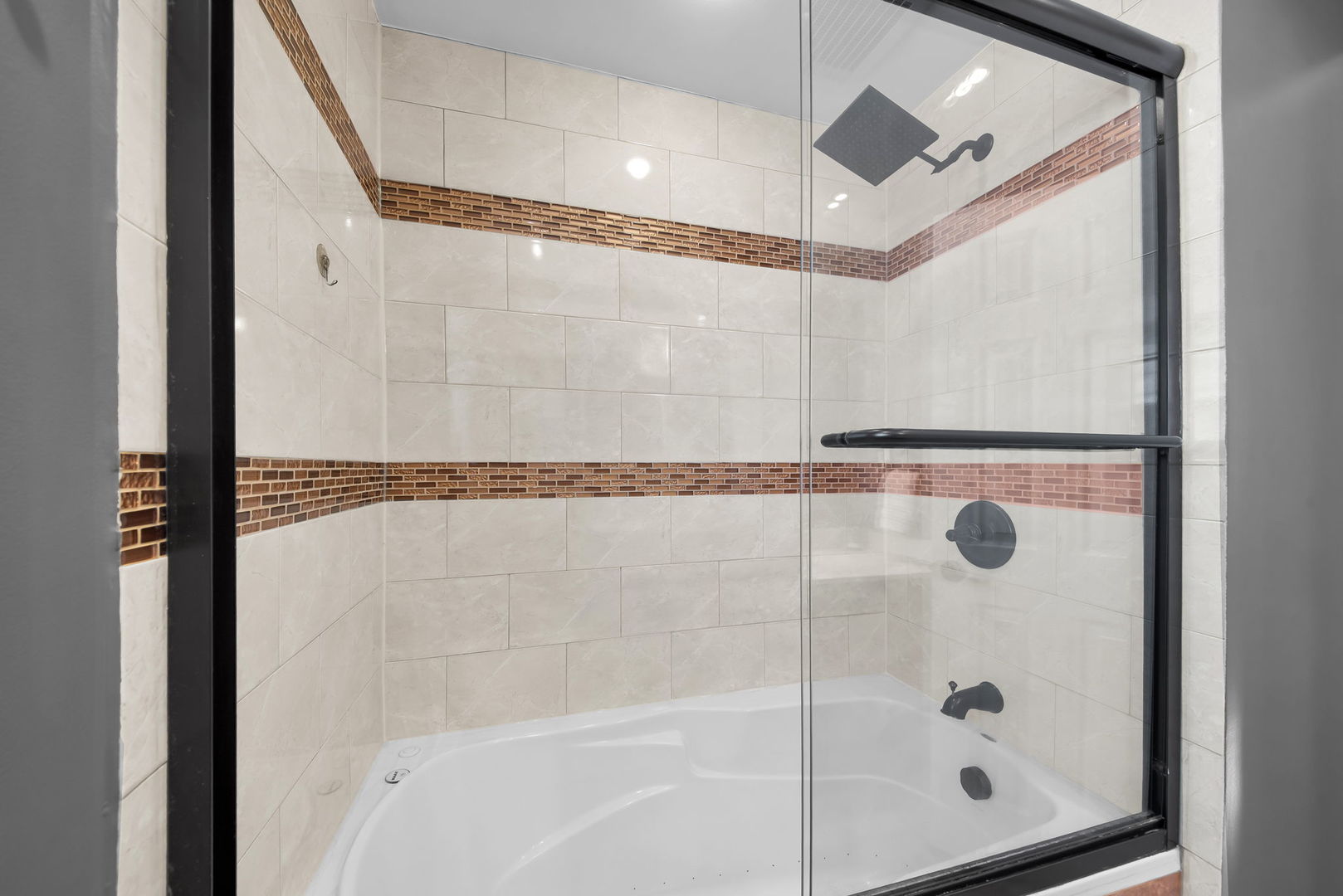 7820 Nagle Avenue, Burbank, IL 60459