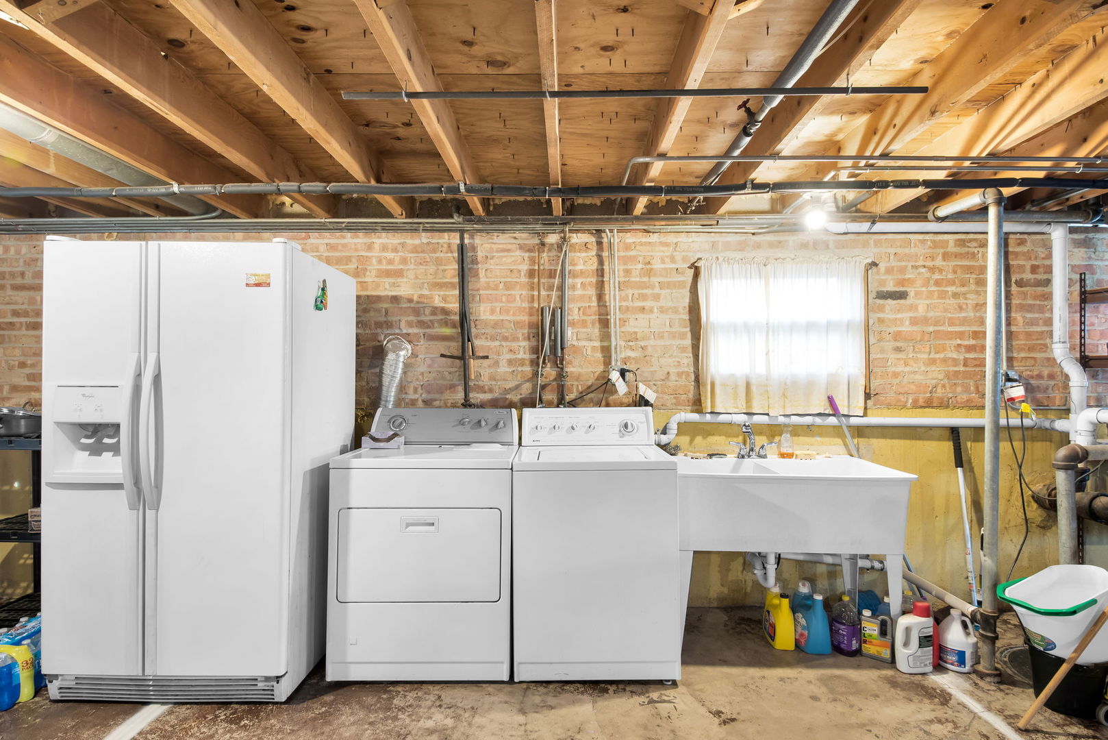 7820 Nagle Avenue, Burbank, IL 60459