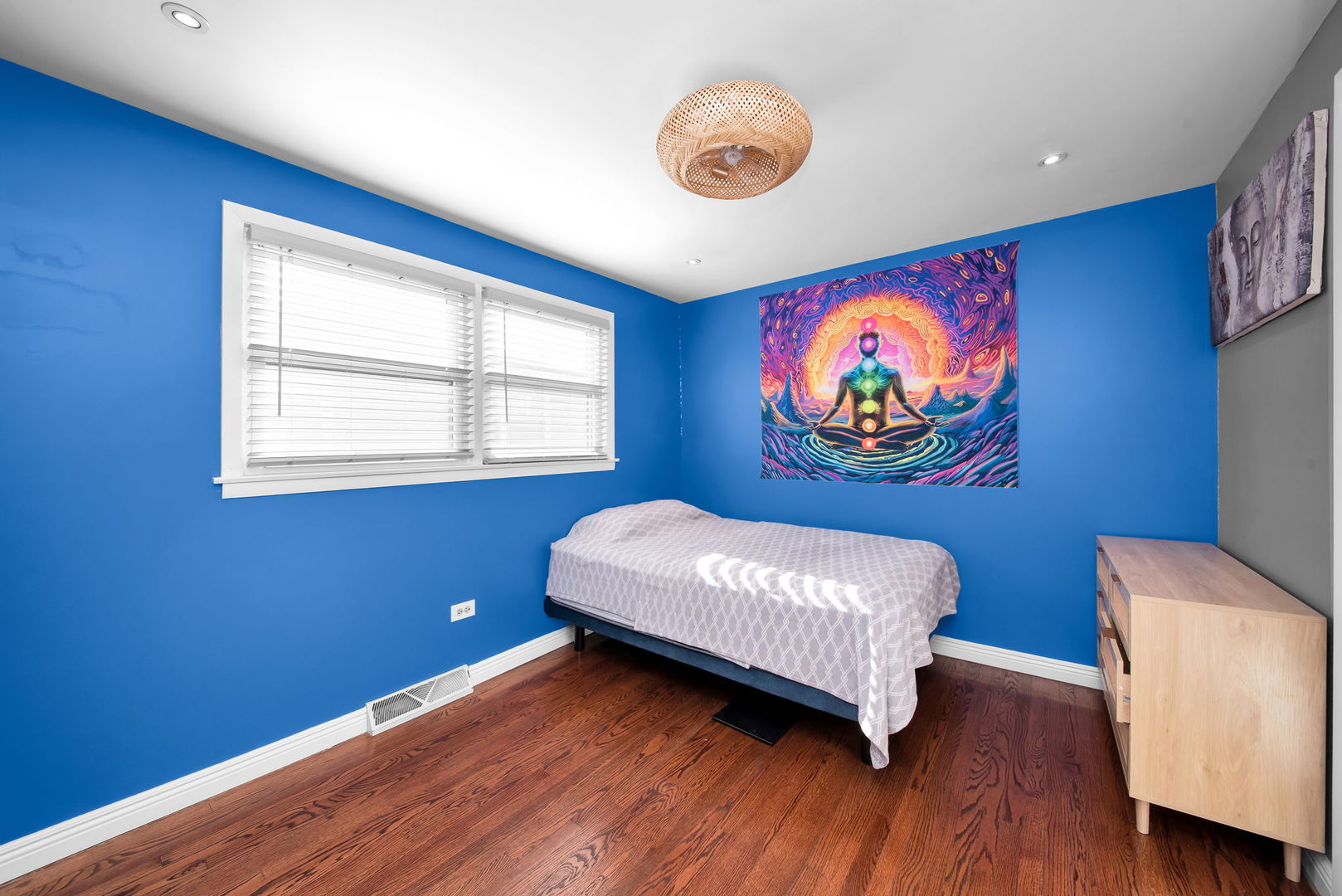 7820 Nagle Avenue, Burbank, IL 60459