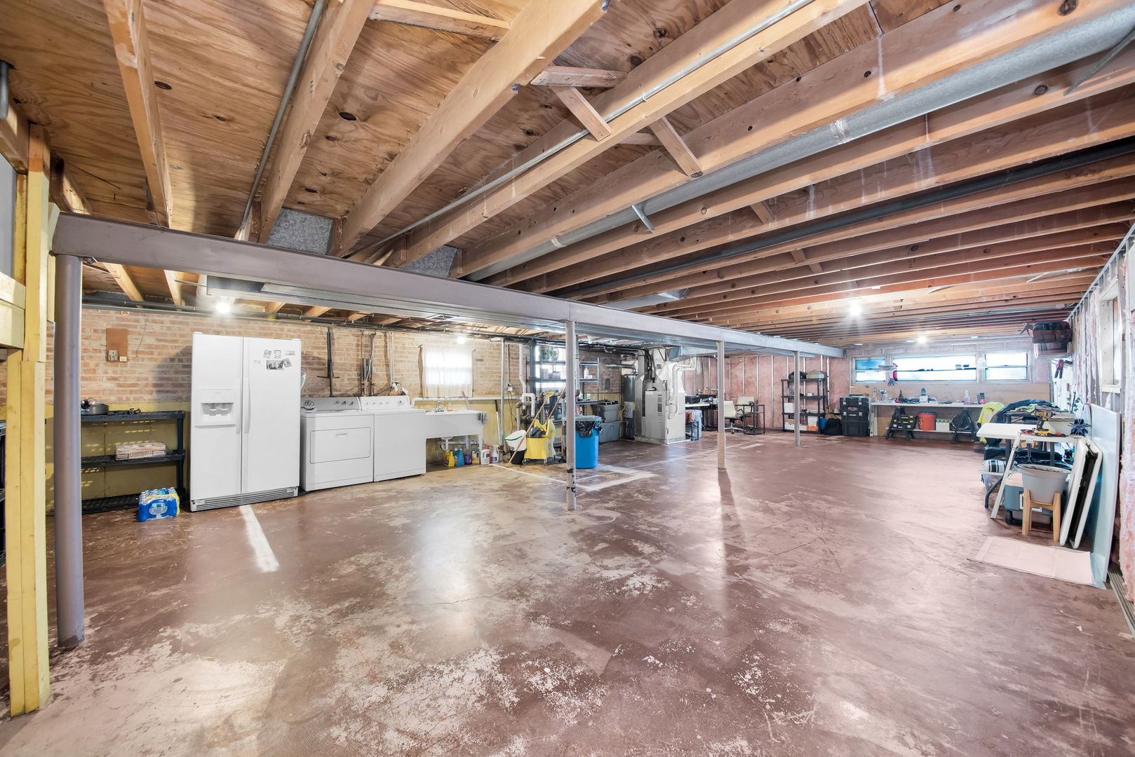 7820 Nagle Avenue, Burbank, IL 60459