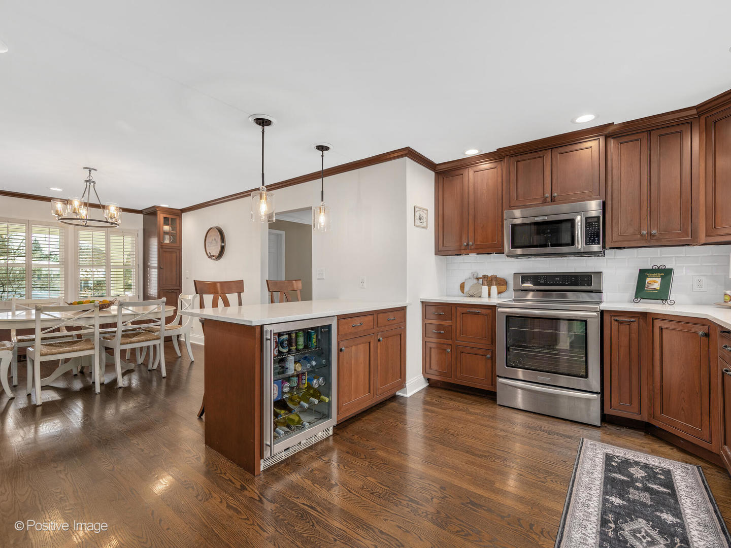 23W070 Mulberry Lane, Glen Ellyn, IL 60137