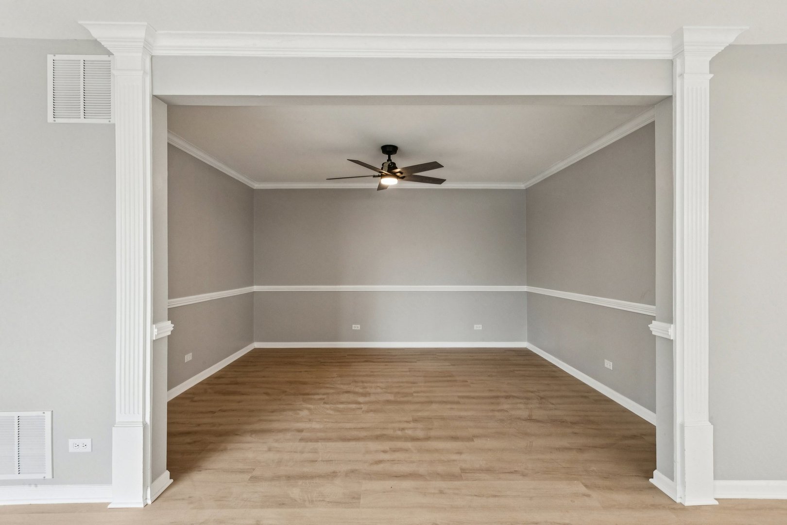 21688 W Ravine Drive, Lake Zurich, IL 60047