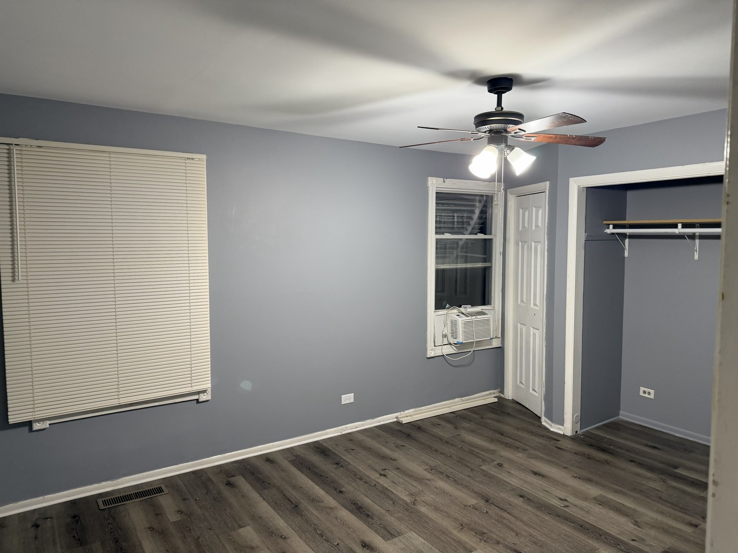 429 South Street #1, Elgin, IL 60123