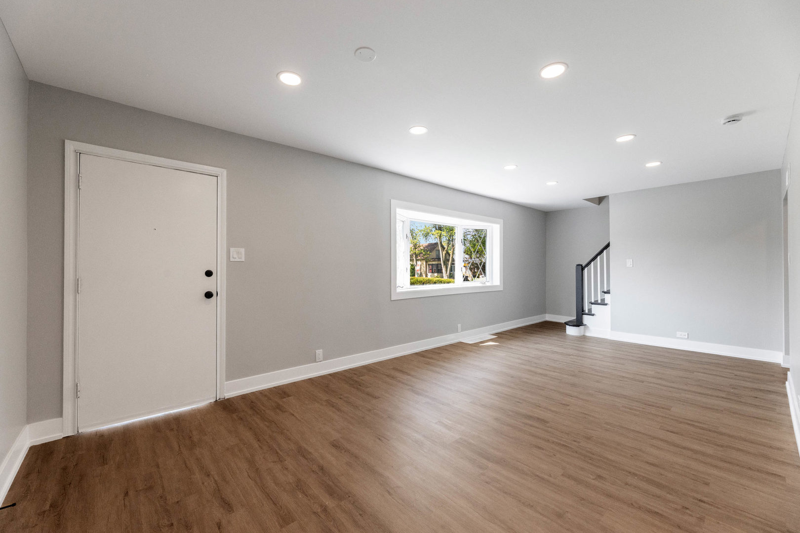 6856 W Crandall Avenue, Worth, IL 60482