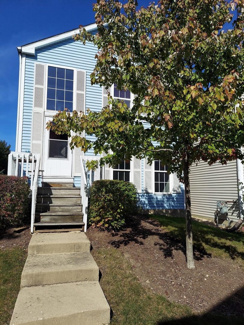 805 Serendipity Drive, Aurora, IL 60504