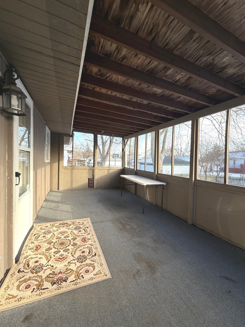 450 E Mulberry Court, Glenwood, IL 60425