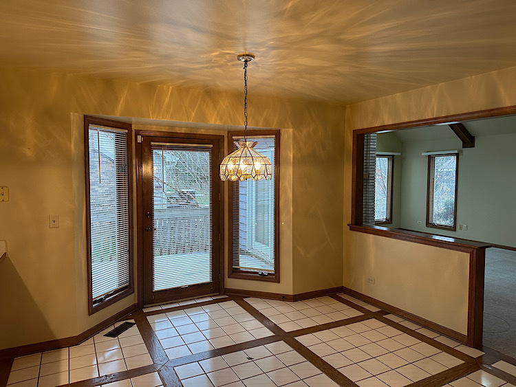 2726 Seiler Drive, Naperville, IL 60565