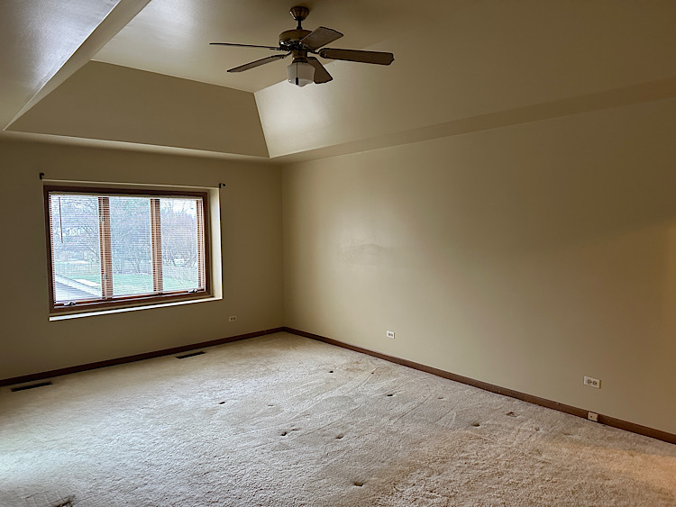 2726 Seiler Drive, Naperville, IL 60565