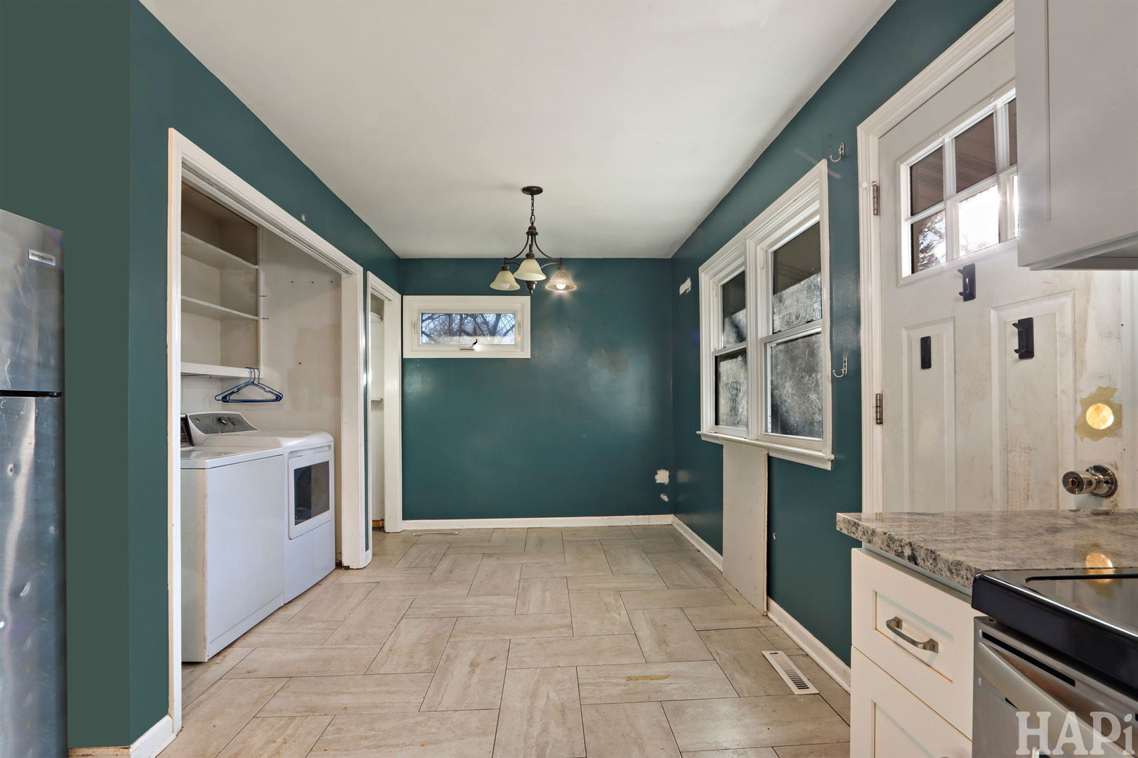 5301 Pistakee Drive, McHenry, IL 60051