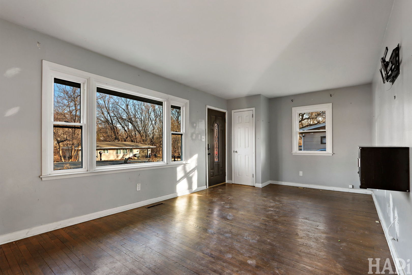 5301 Pistakee Drive, McHenry, IL 60051