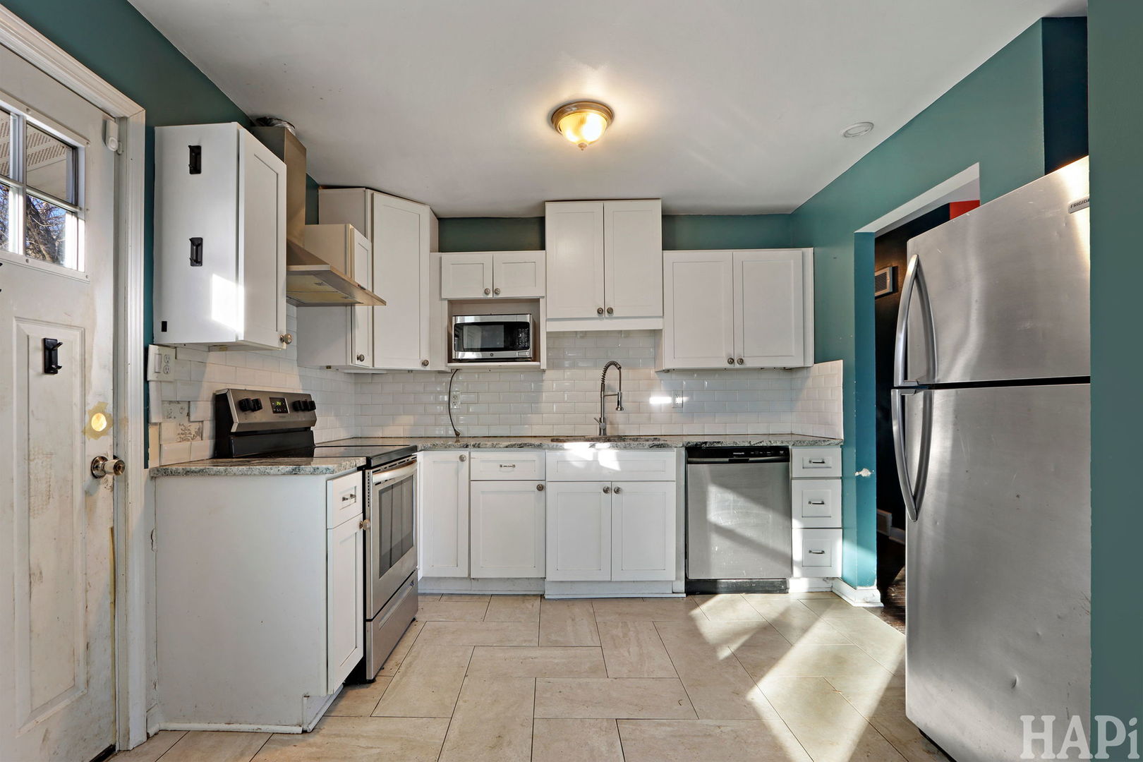 5301 Pistakee Drive, McHenry, IL 60051