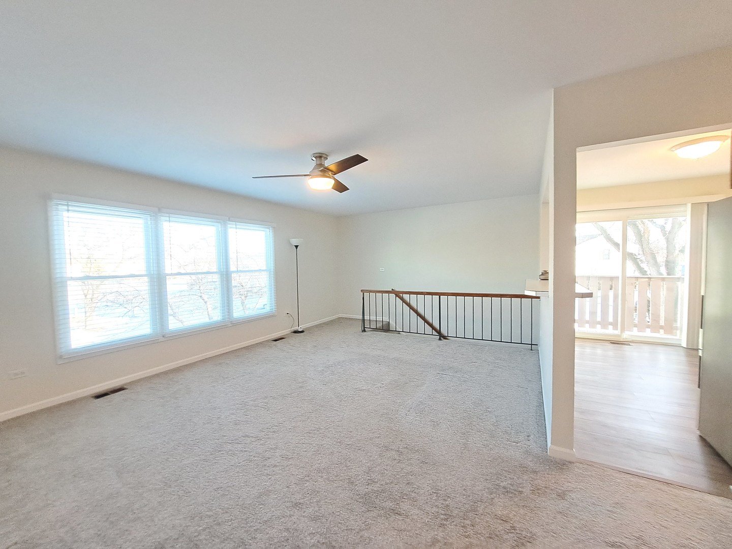 1060 Newport Harbor #1060, Schaumburg, IL 60193
