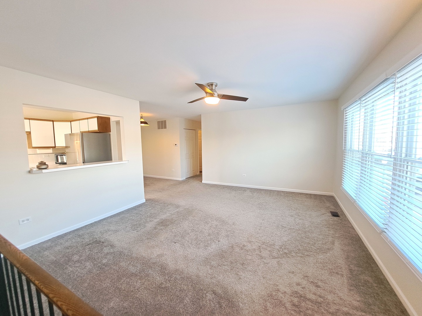 1060 Newport Harbor #1060, Schaumburg, IL 60193