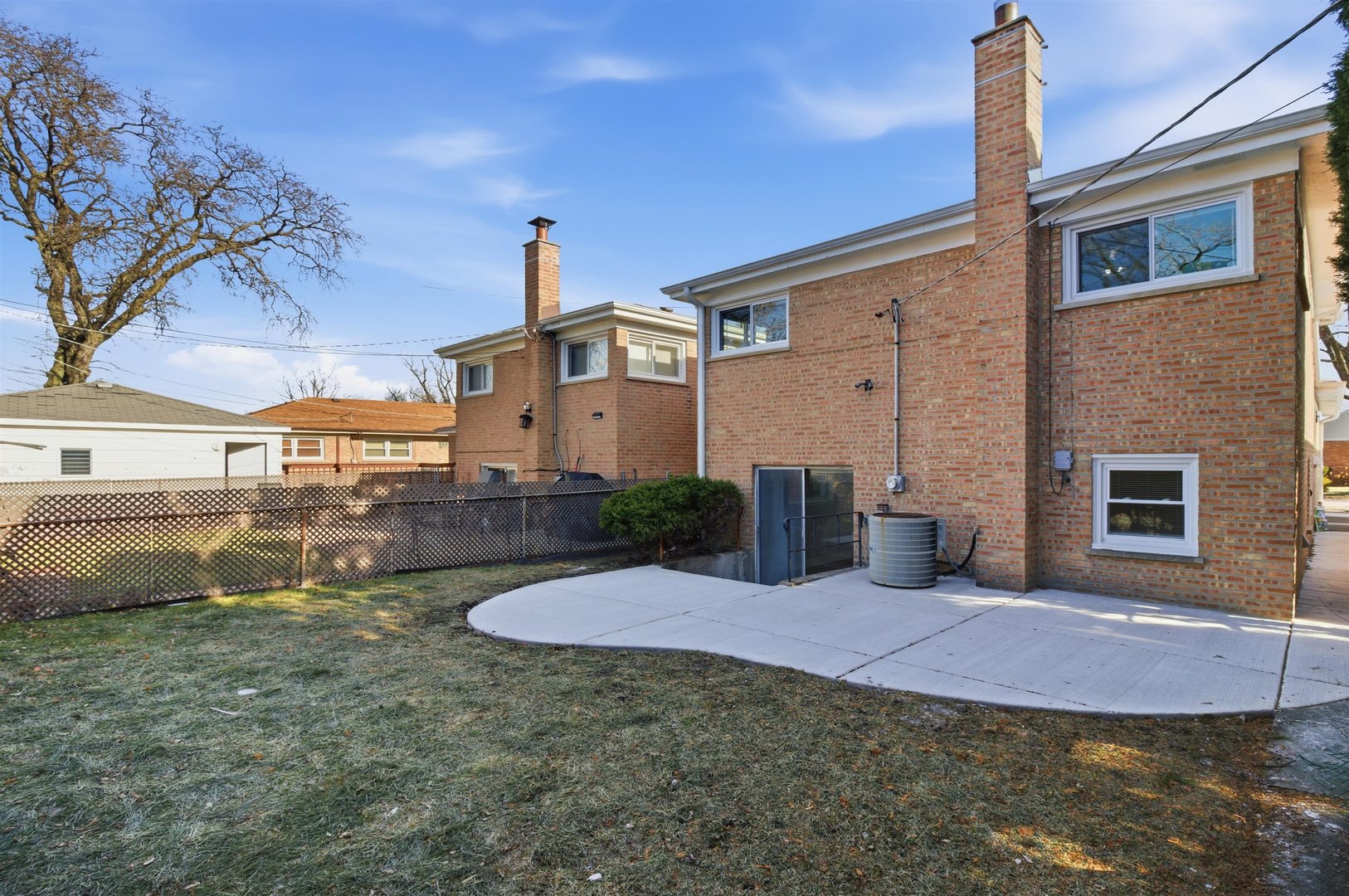 8444 Drake Avenue, Skokie, IL 60076