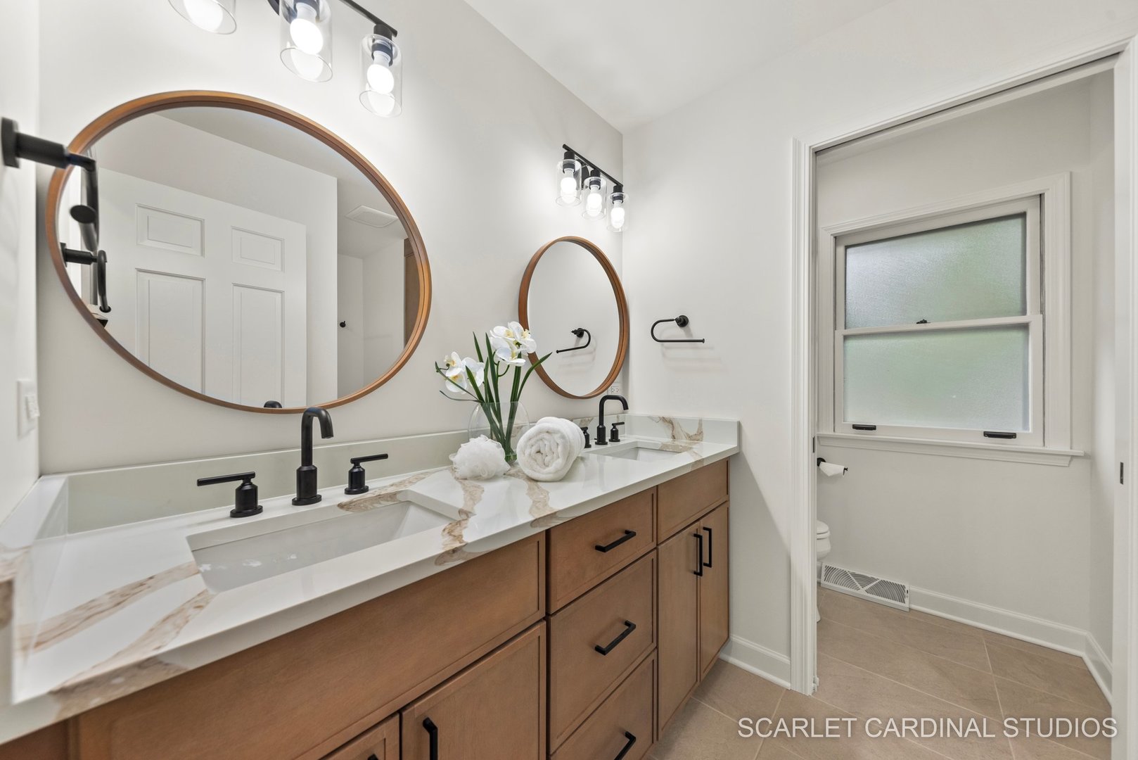 8 Concord Drive, Oak Brook, IL 60523