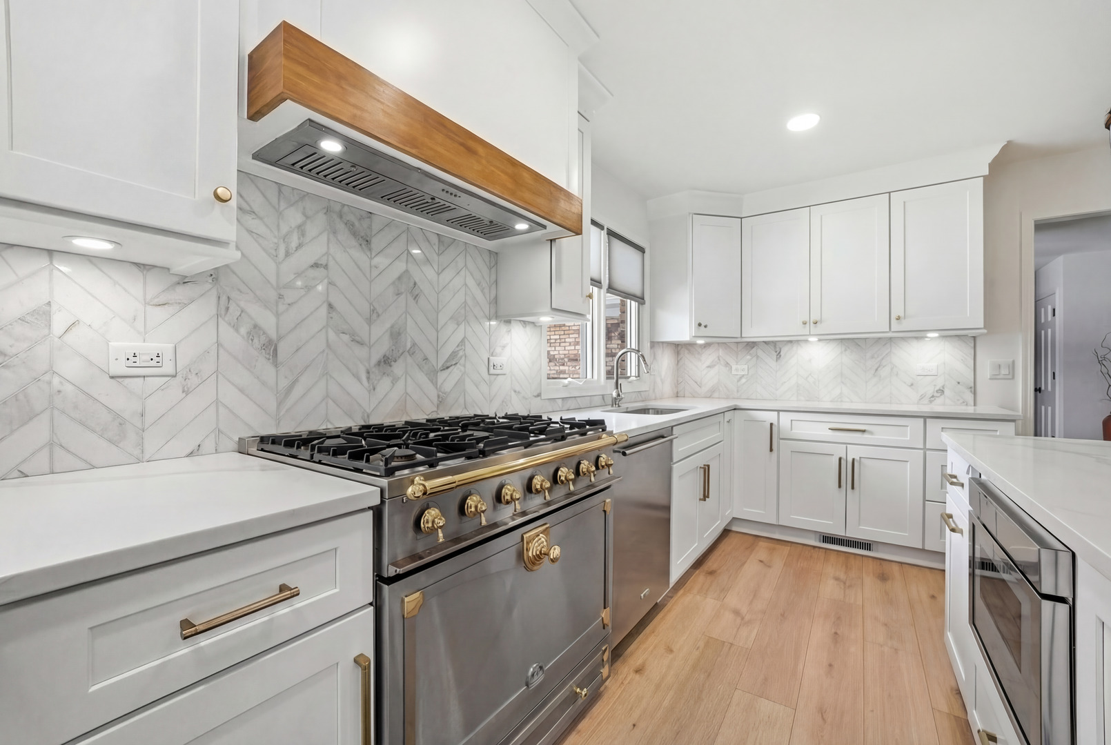 8 Concord Drive, Oak Brook, IL 60523