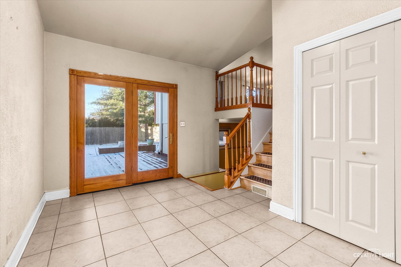 425 Carriage Hill Road, Naperville, IL 60565