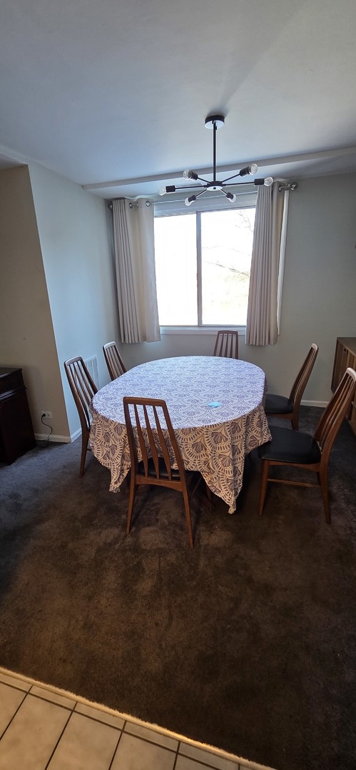 450 Raintree Court #2M, Glen Ellyn, IL 60137