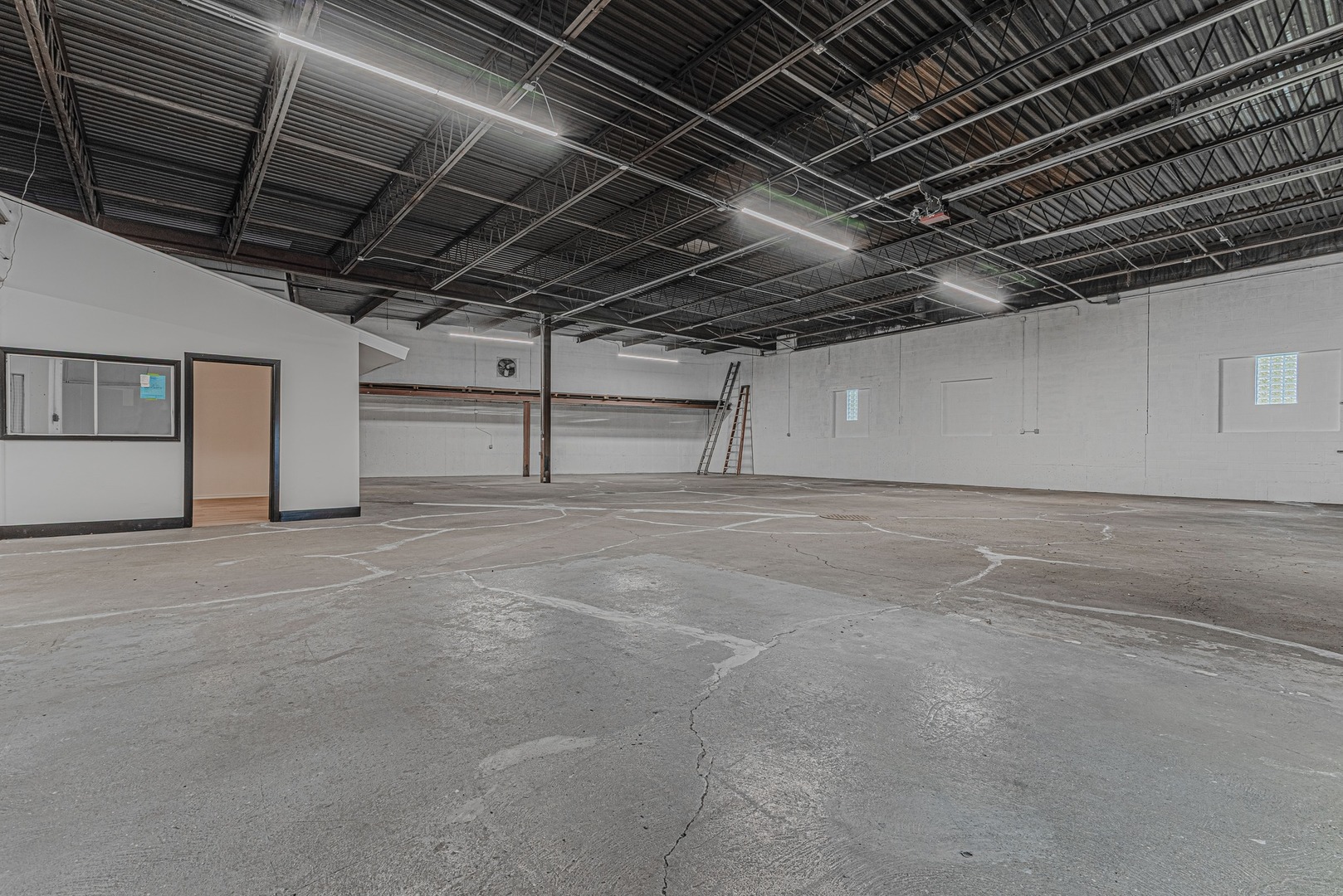 54 National Street, Elgin, IL 60123