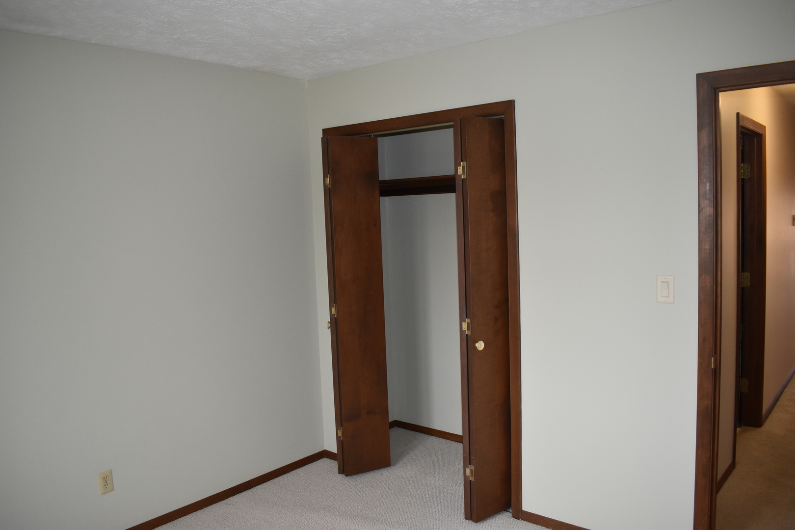 44 Crystal Court #B-2, Pontiac, IL 61764