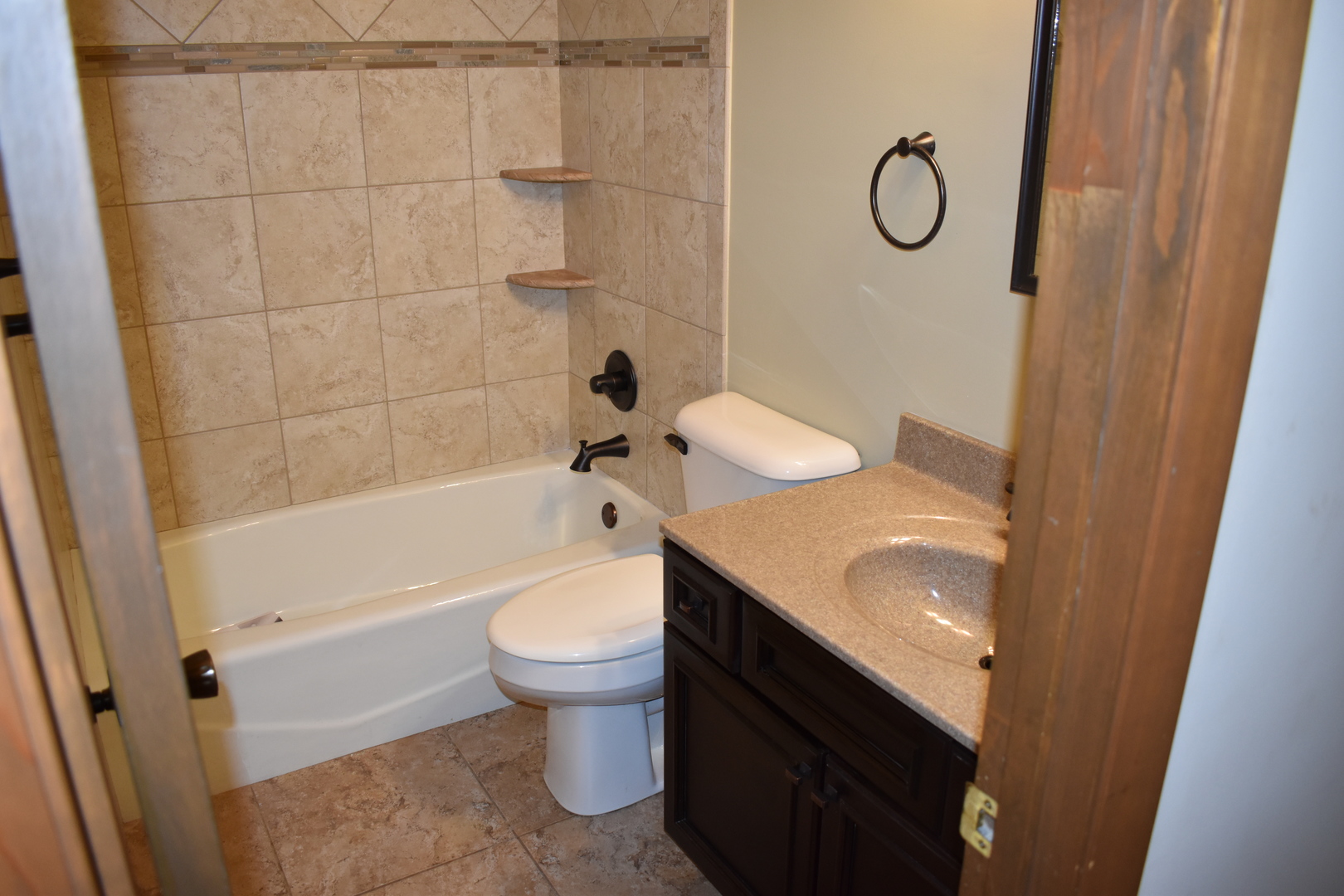 44 Crystal Court #B-2, Pontiac, IL 61764