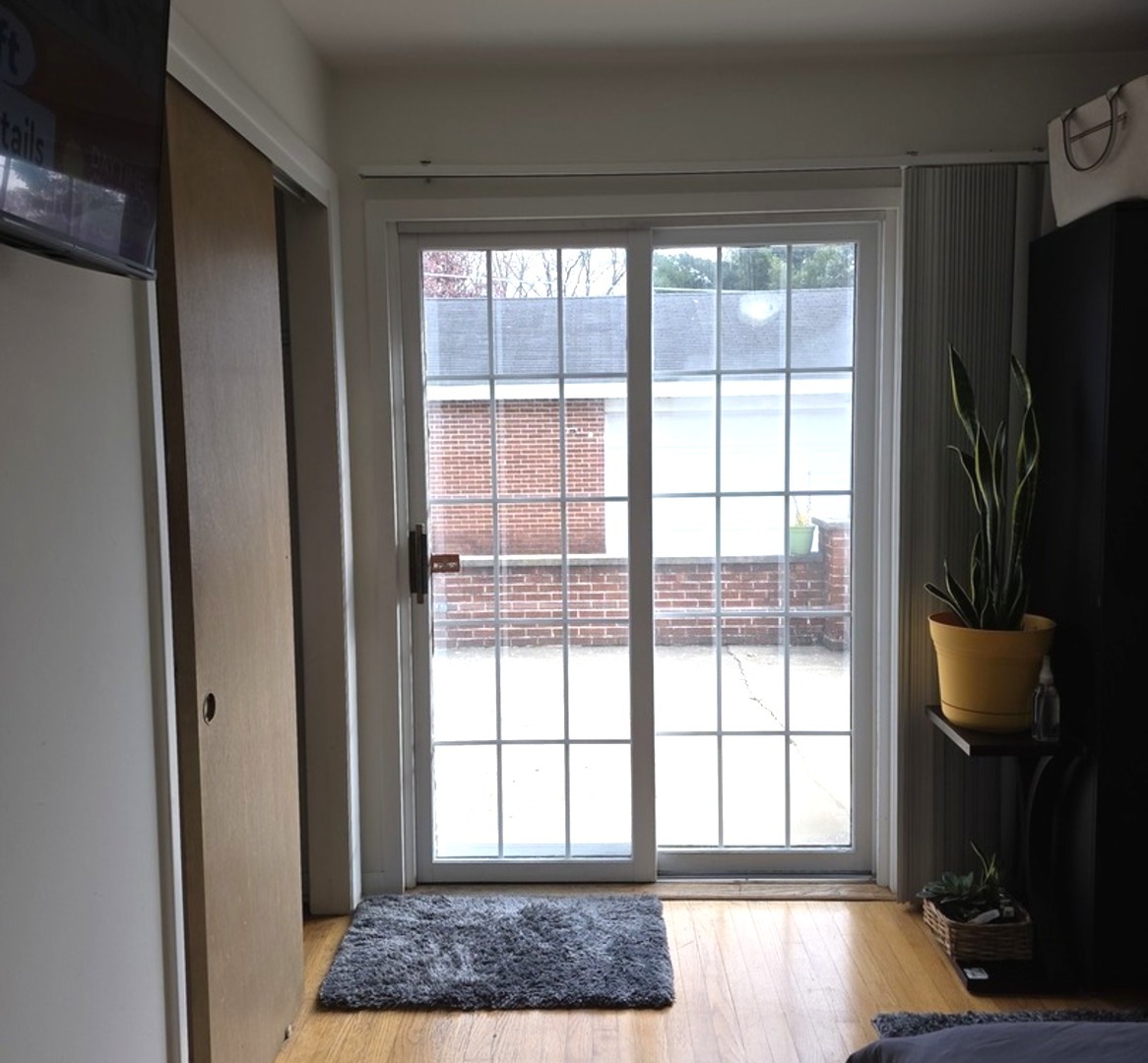 249 Wheeling Avenue, Wheeling, IL 60090