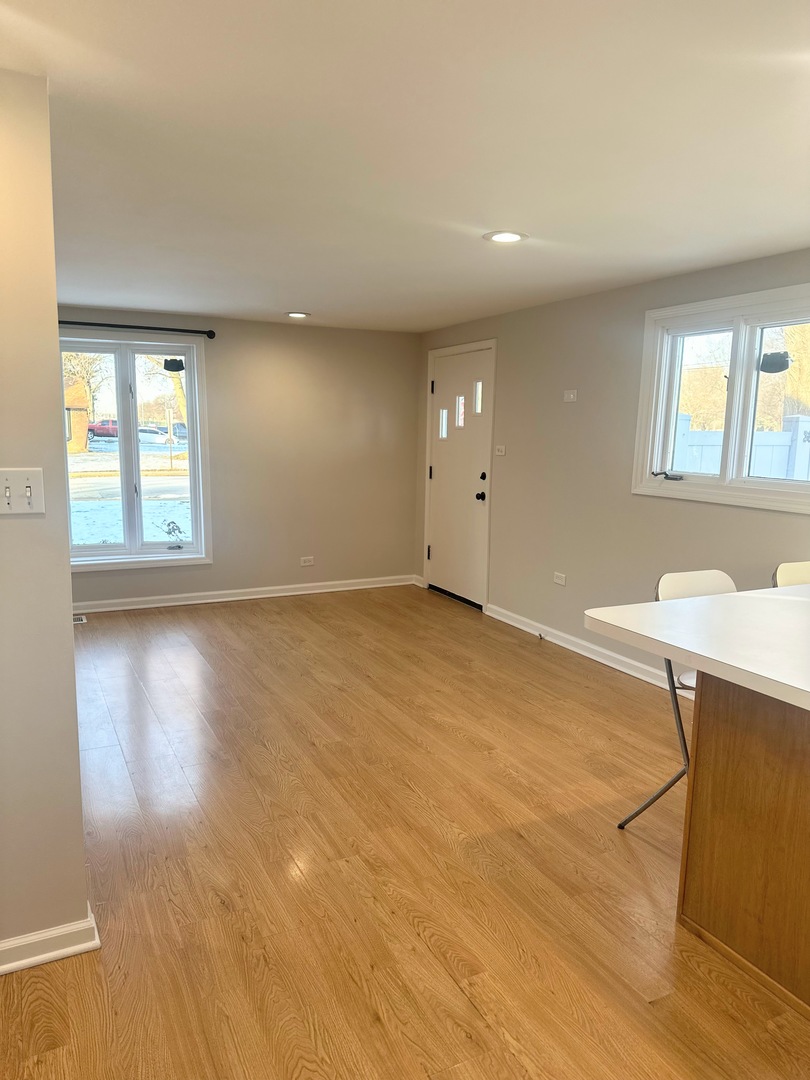 4001 W 90th Place, Hometown, IL 60456