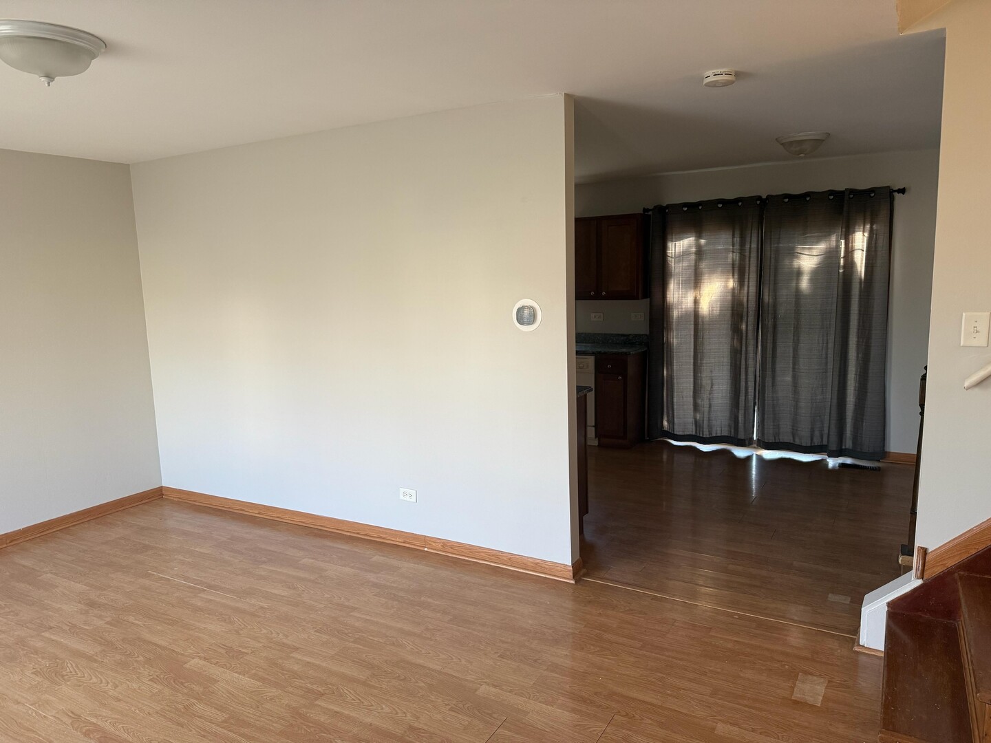 982 Hastings Lane, Hanover Park, IL 60133