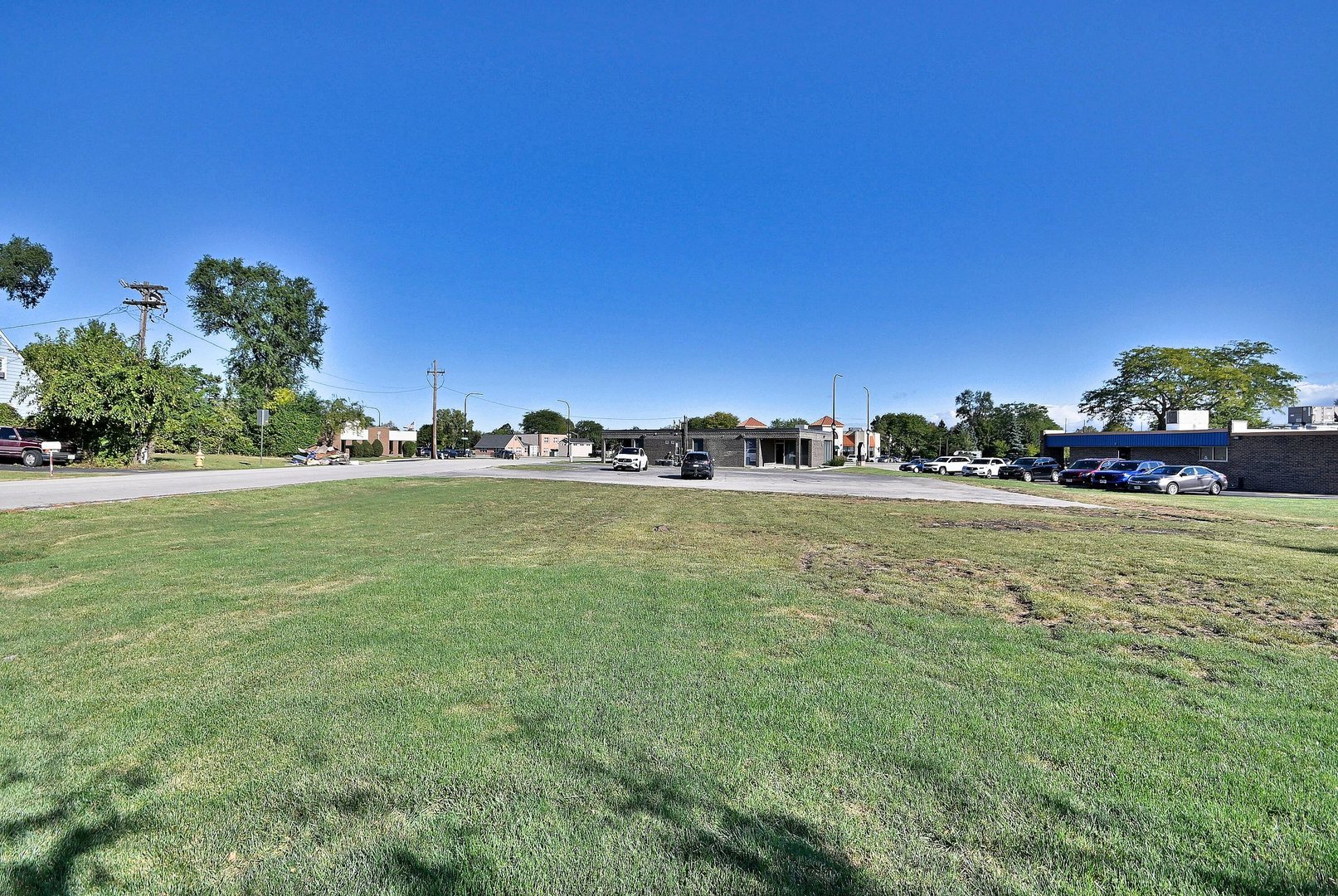 991 W Lake Street, Addison, IL 60101