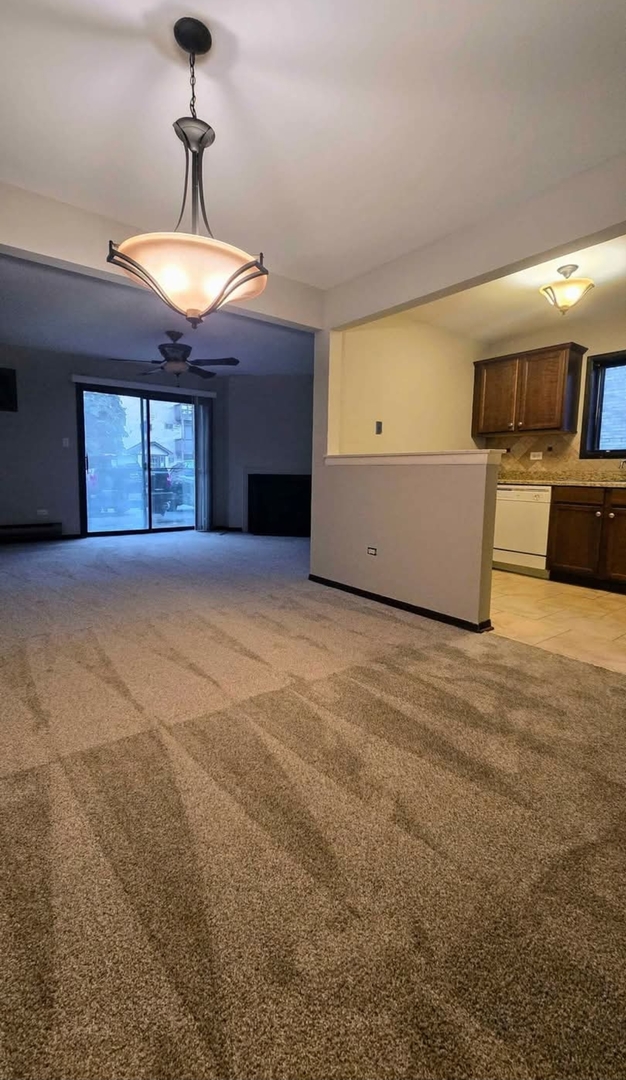 1832 N Goodwin Drive #1A, Palatine, IL 60074