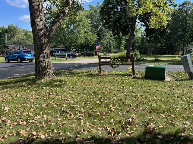 2795 E 28th Lot 554 Road, Seneca, IL 61360