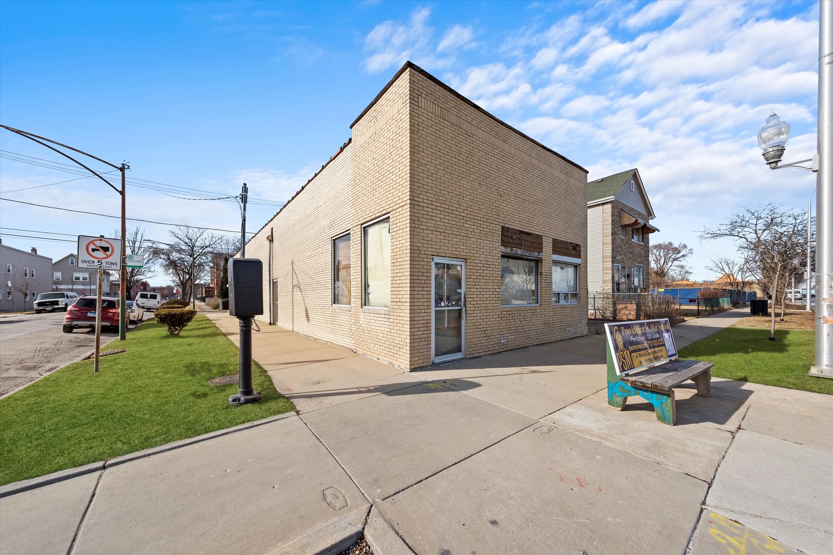 3556 S Ashland Avenue, Chicago, IL 60609