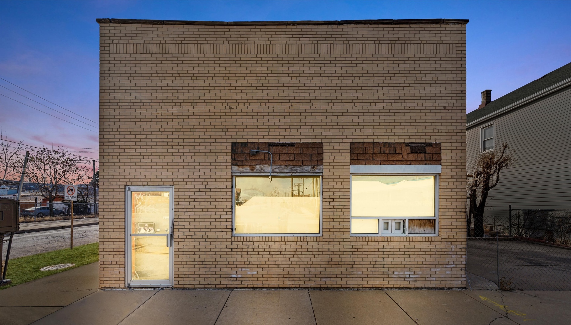 3556 S Ashland Avenue, Chicago, IL 60609