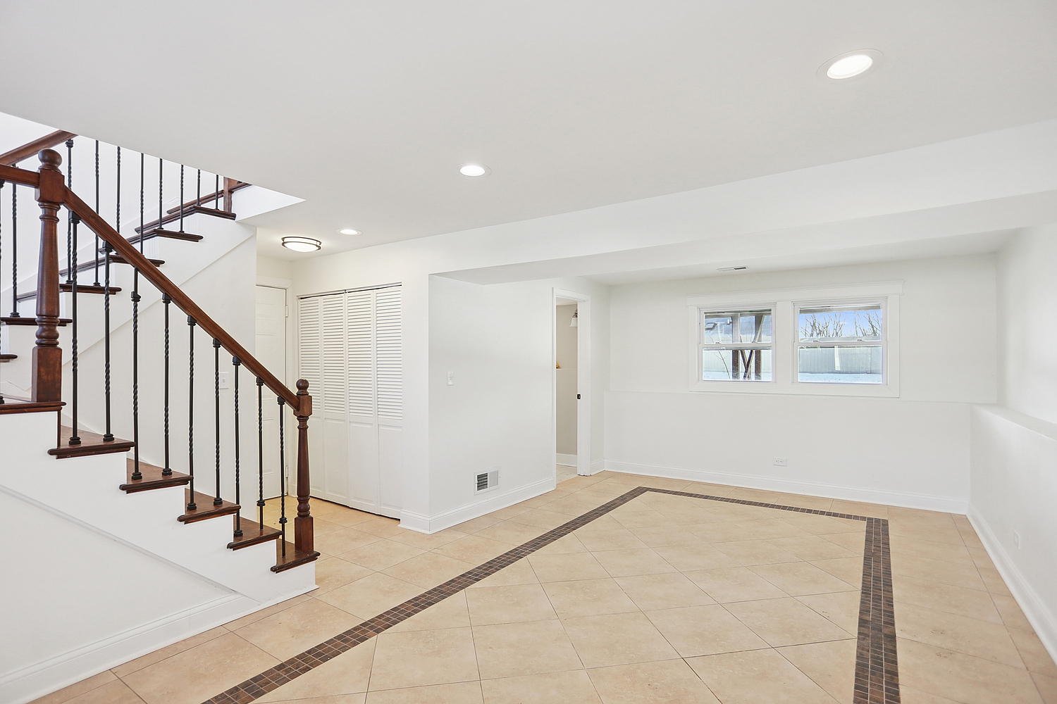 5747 Allemong Drive, Matteson, IL 60443