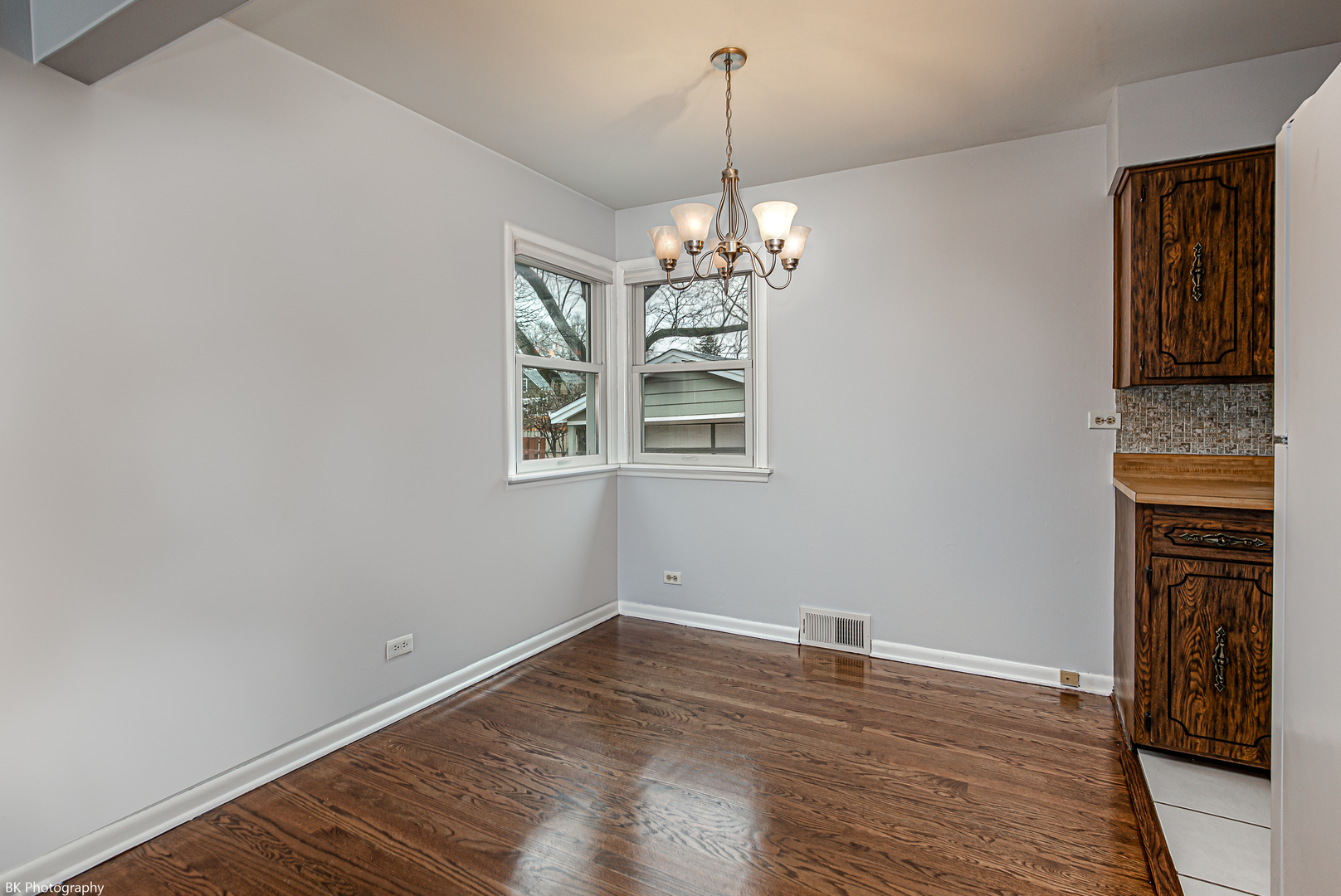 6645 Riverside Drive, Tinley Park, IL 60477