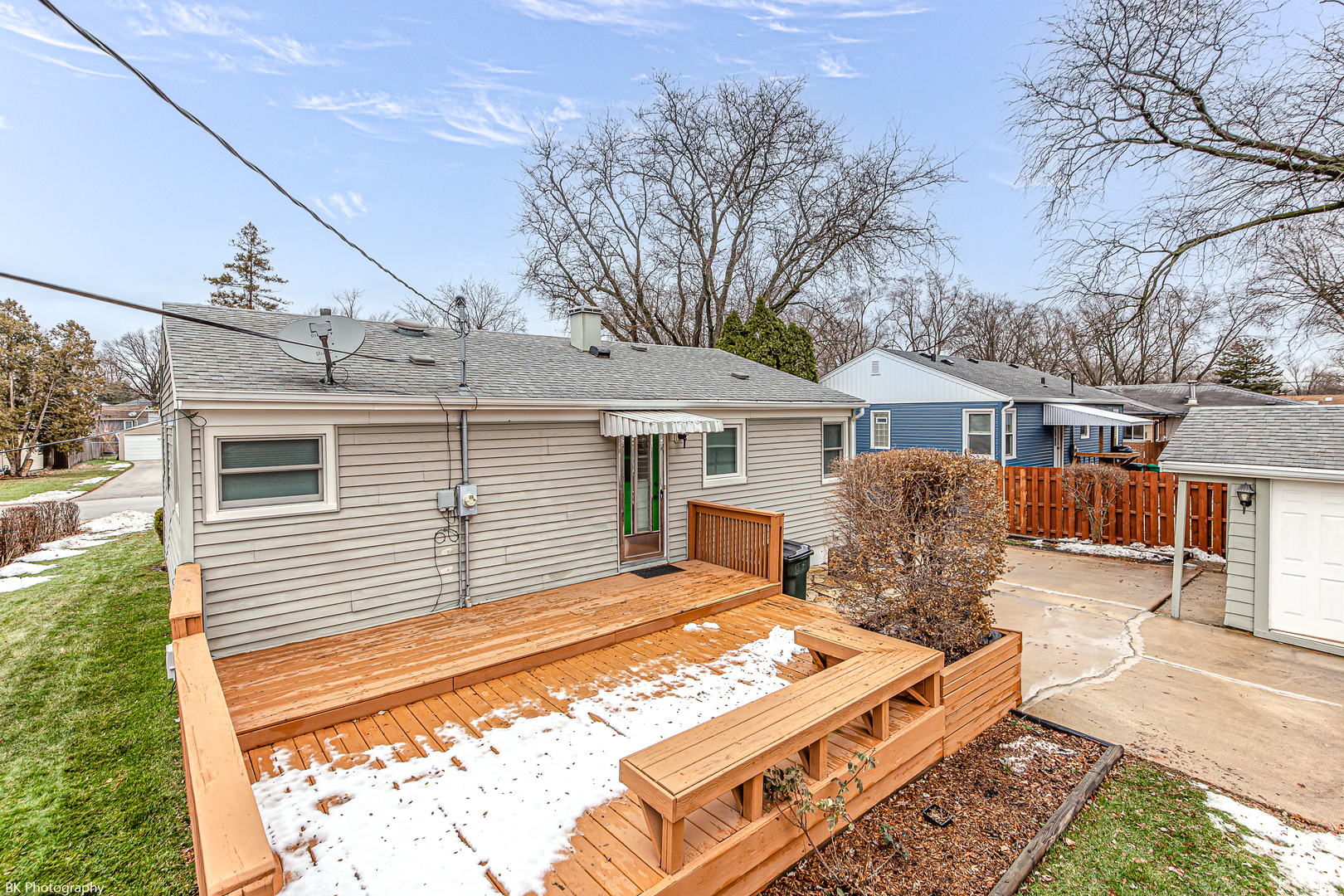 6645 Riverside Drive, Tinley Park, IL 60477