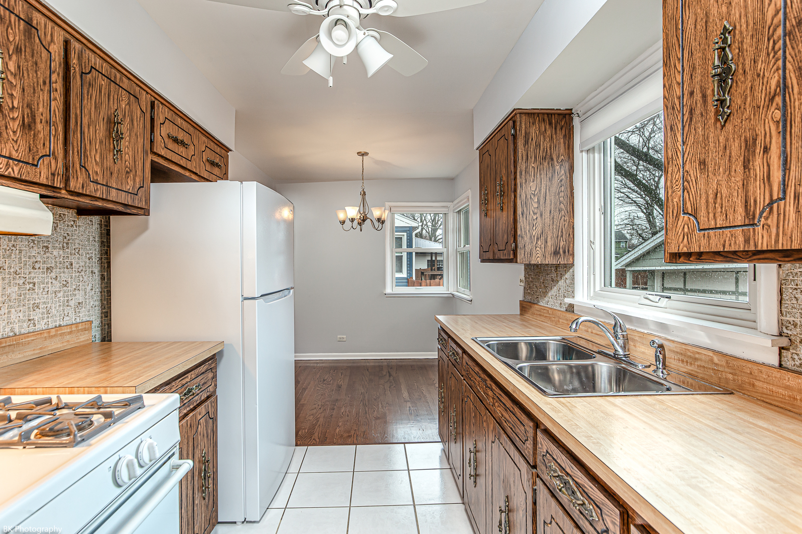 6645 Riverside Drive, Tinley Park, IL 60477