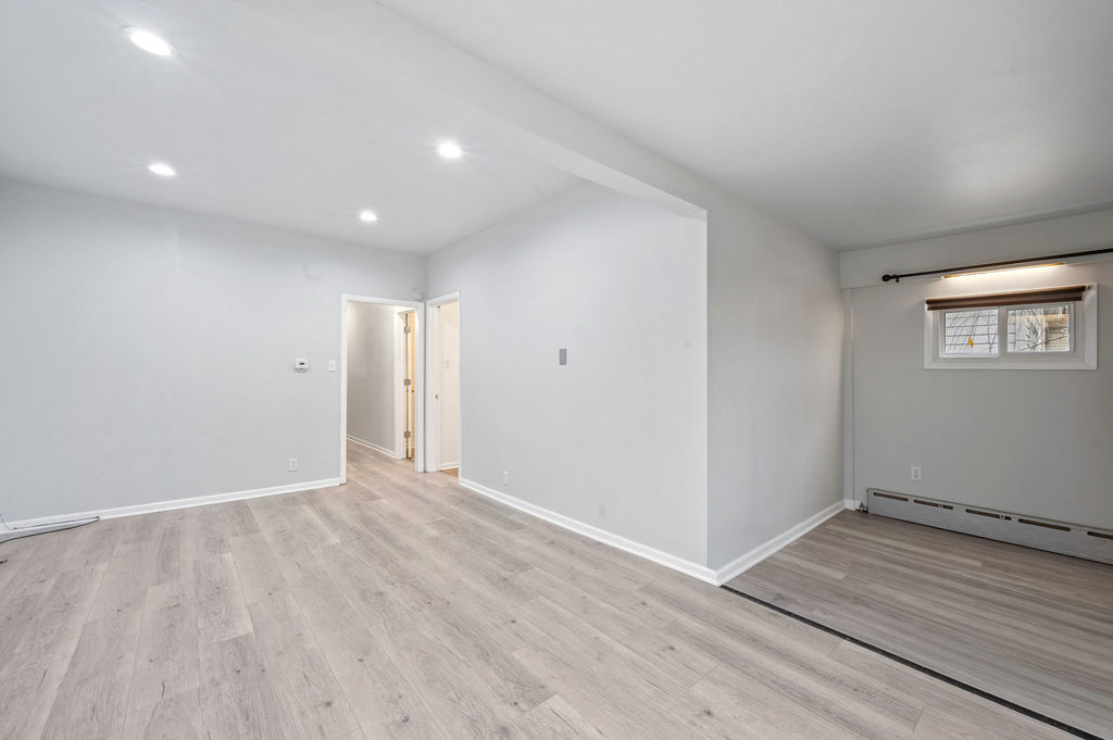 4827 W Crystal Street, Chicago, IL 60651