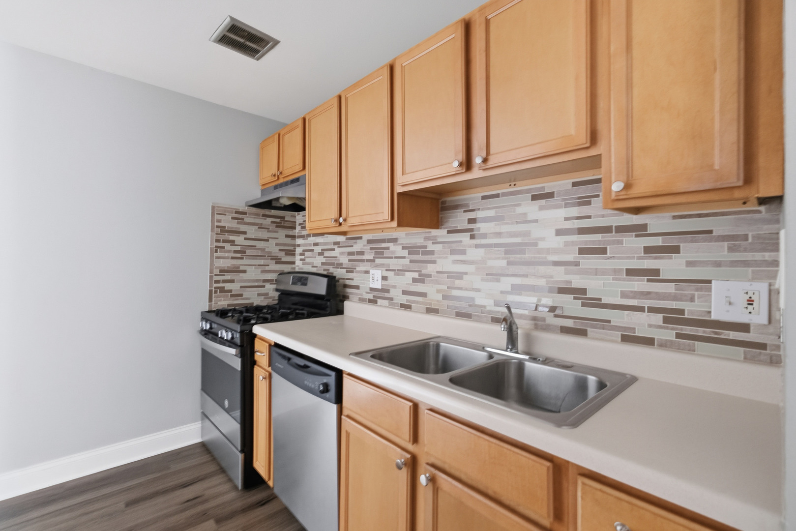 864 Winesap Court #307, Prospect Heights, IL 60070