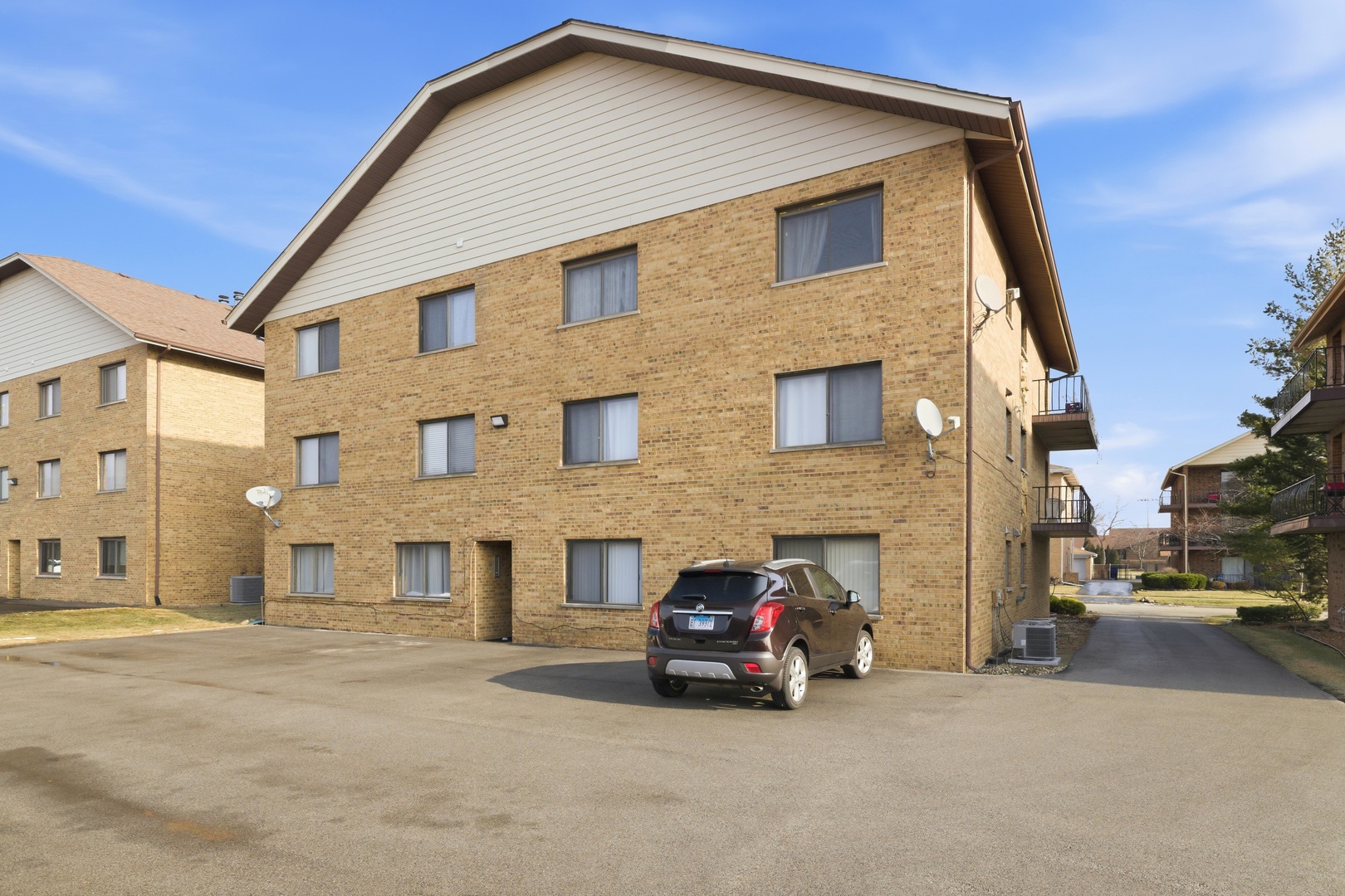 16832 81st Avenue #1S, Tinley Park, IL 60477