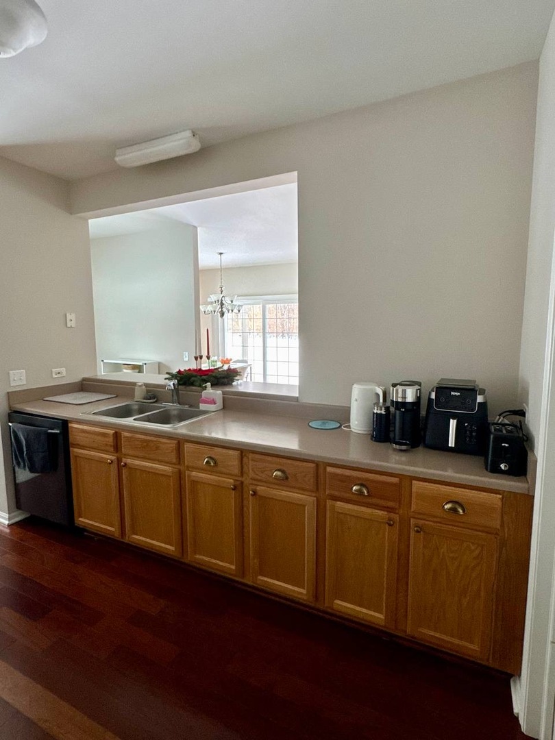 5261 Pebble Lane, Crystal Lake, IL 60012