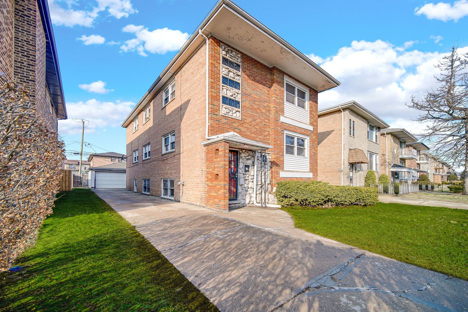 421 Prairie Avenue, Calumet City, IL 60409