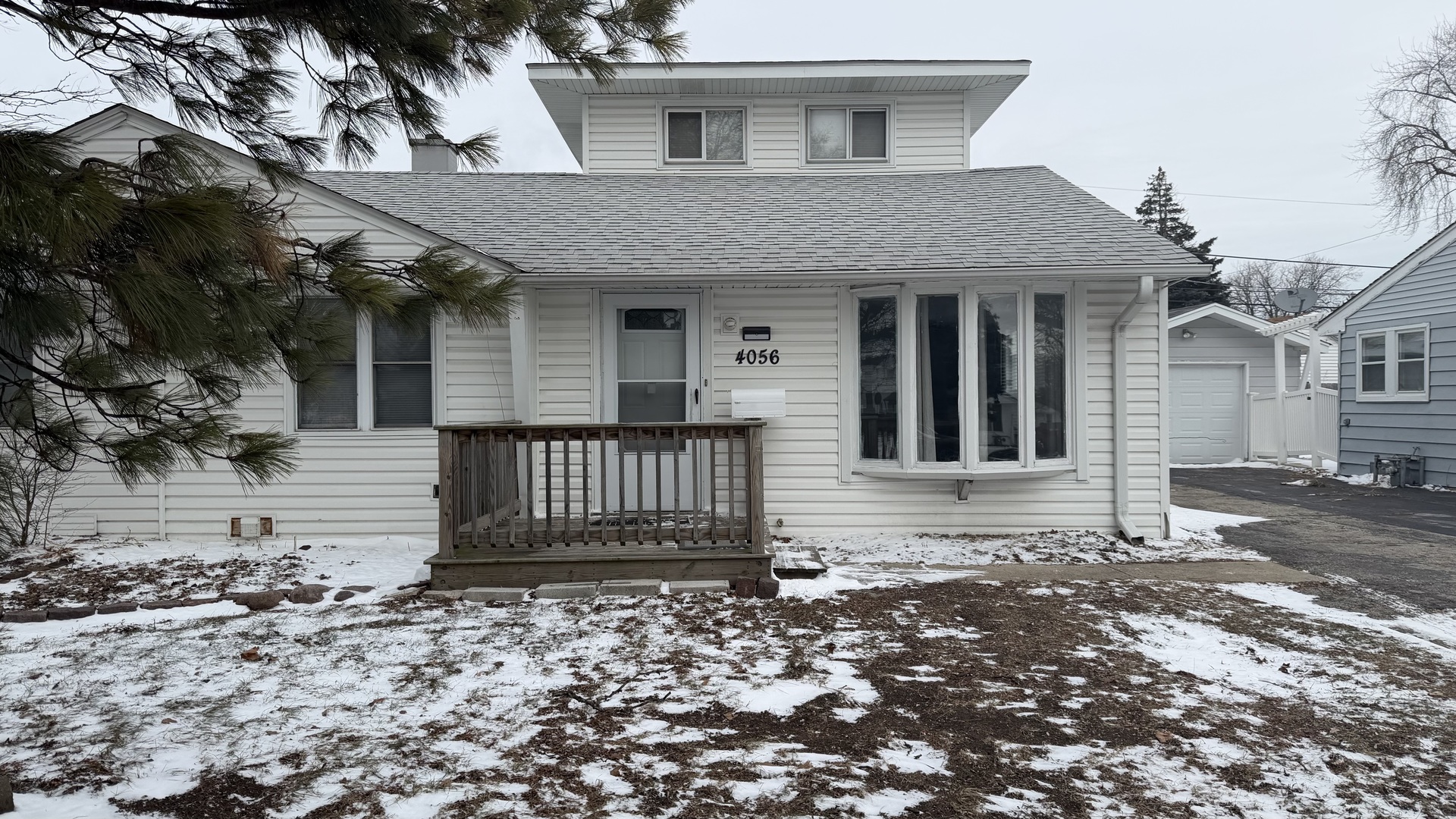 4056 W 89th Place, Hometown, IL 60456