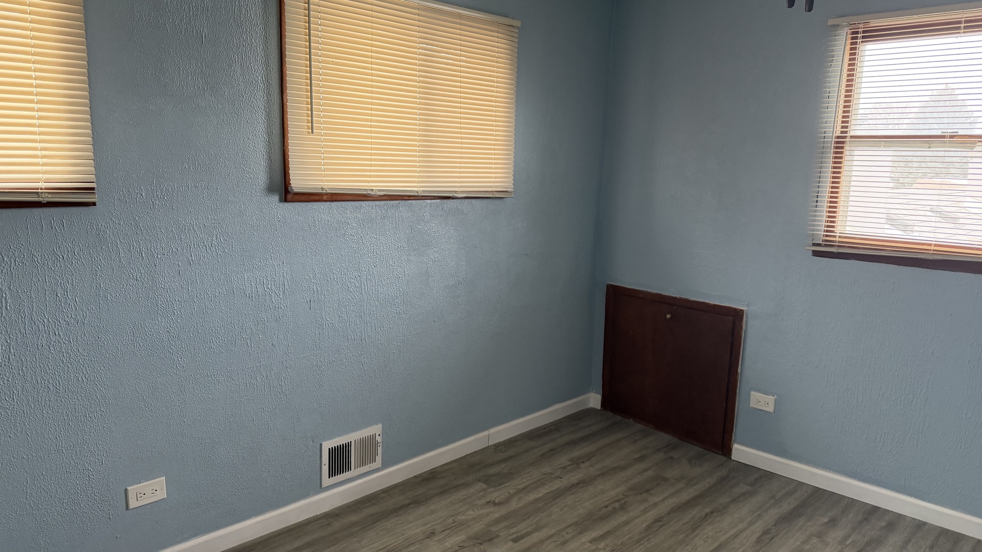 4056 W 89th Place, Hometown, IL 60456