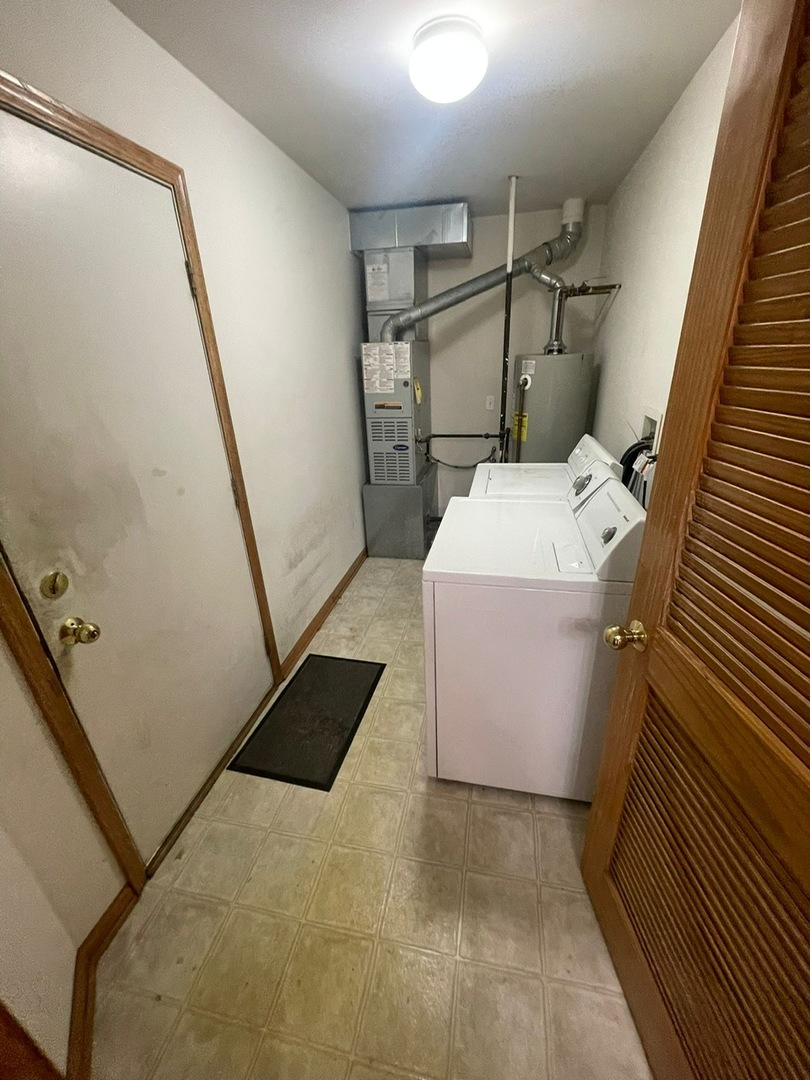 2424 Wilton Lane #2424, Aurora, IL 60502