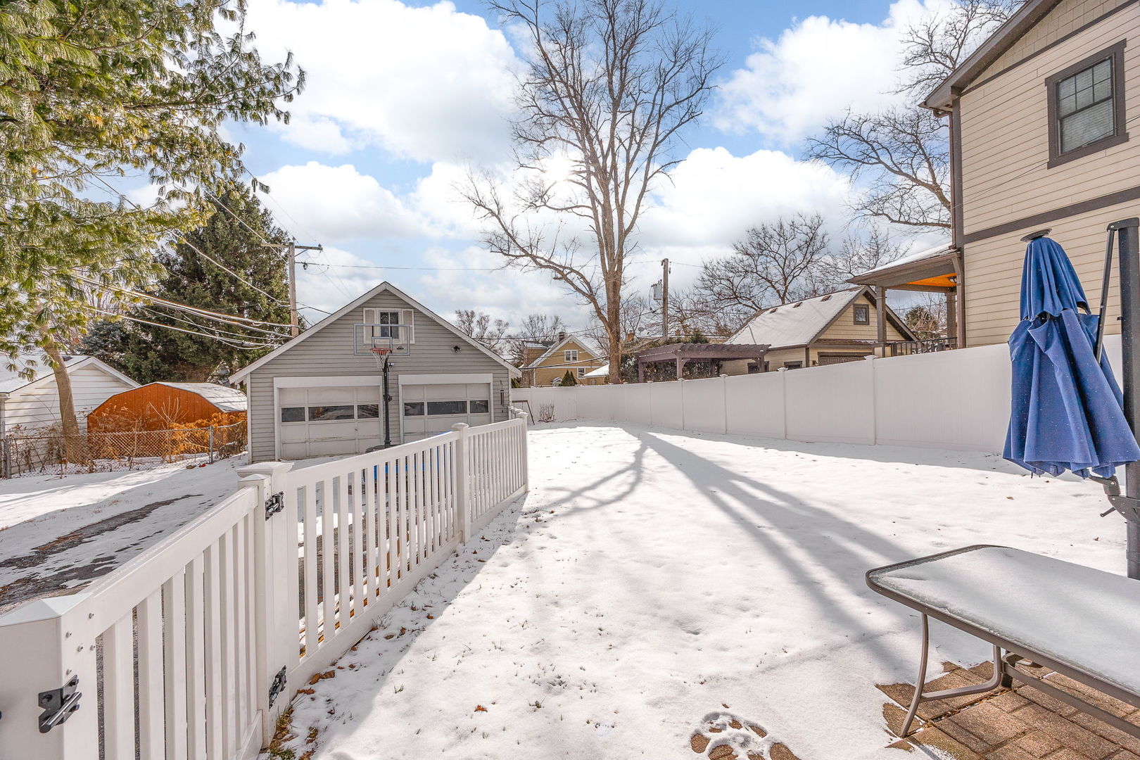 211 7th Street, Downers Grove, IL 60515