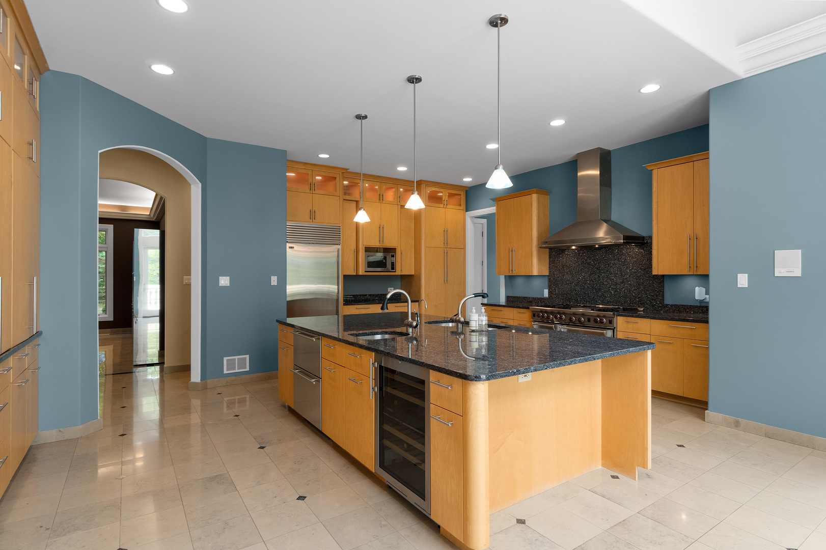 53 Abbeyfeale Drive, Oswego, IL 60543