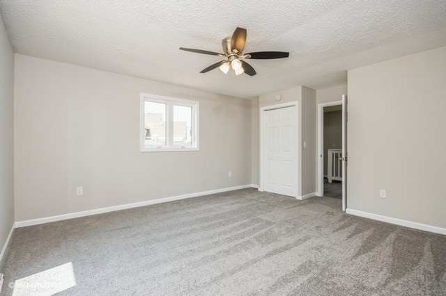 224 W Clinton Avenue, Farmer City, IL 61842