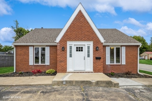 224 W Clinton Avenue, Farmer City, IL 61842