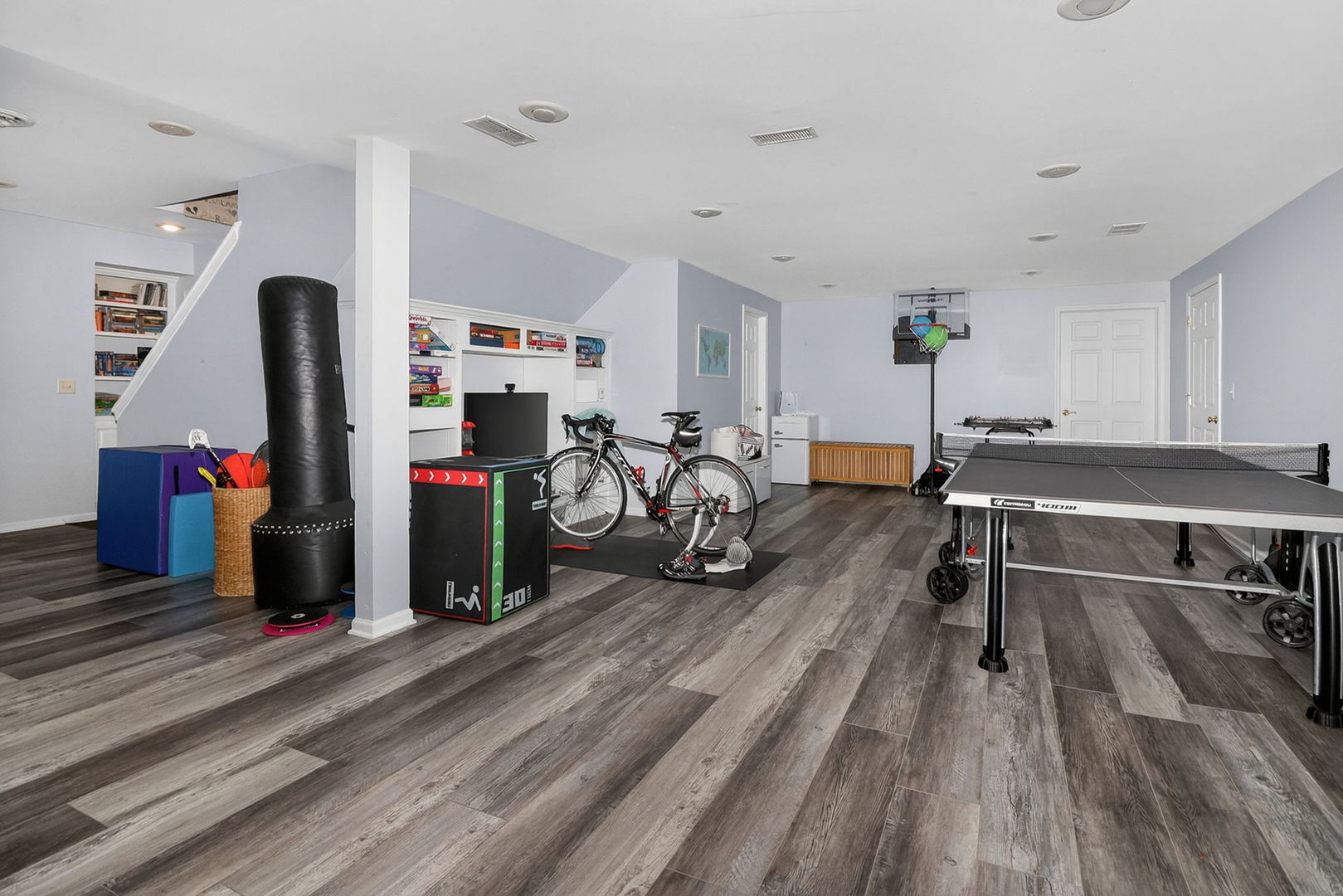 3807 Landsdown Avenue, Naperville, IL 60564